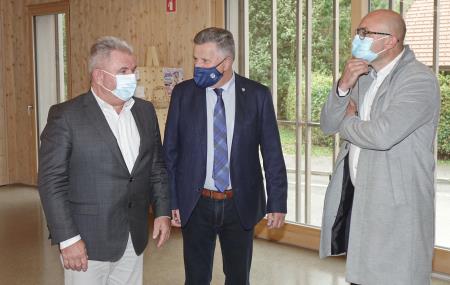 Podpis pogodbe o državnem sofinanciranju Notranjskega parka 03 Foto Tine Šubic